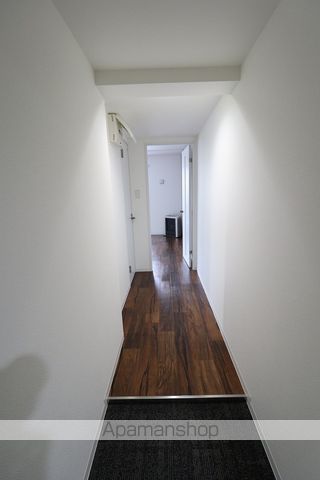 リヴェルテ栄通の内装写真