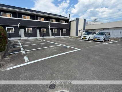 Ｕｎｊｏｉｒ[3LDK/72.25m2]の駐車場