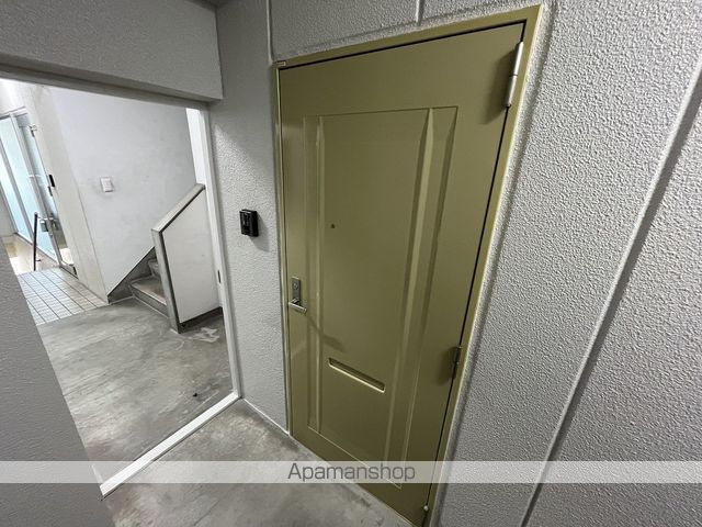 エスパース広電本社前の内装写真