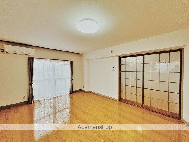 本郷ハイツの内装写真