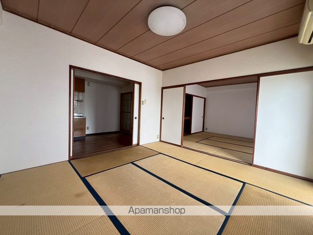 高志ハイツの内装写真