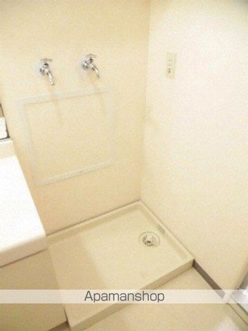 オリンピア大通西18丁目マンションの内装写真