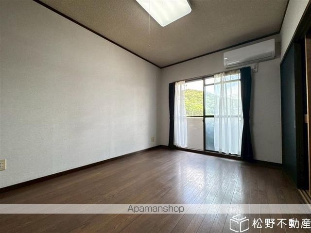 ジュネ参番館の内装写真