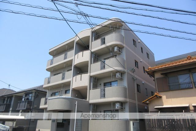 ドミール美濃川の外観写真