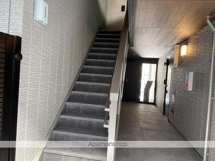 べレオガーデンズ弥右衛門[2LDK/74.73m2]のエントランス