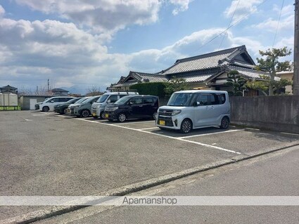 ユーミー高雄１[3DK/56.86m2]の駐車場