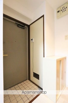 エスポワール松山[1R/17.5m2]の玄関