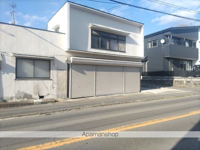 detached 福島県伊達郡川俣町大字鶴沢字下中島2-4
鶴沢の賃貸情報を見る
物件地図