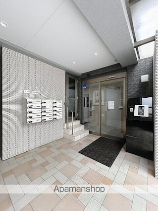 東京都台東区東上野６丁目[1R/37.82m2]のエントランス