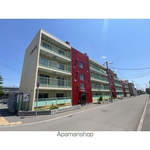 イーグルハイツの外観写真