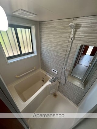 ＤＦ１１[2K/60m2]のバス