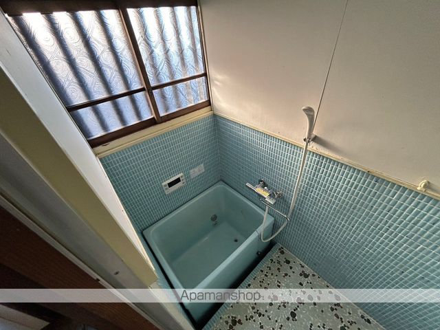 千秋町天摩26貸家の内装写真
