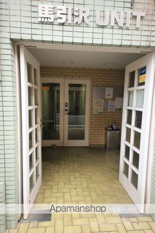 馬引沢UNITの玄関写真