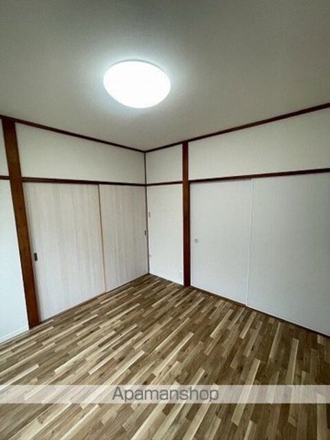 手平６丁目戸建[4LDK/97.26m2]の内装1