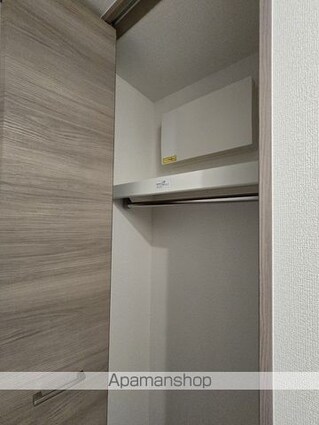 Ｄーｒｅｓｉｄｅｎｃｅ曙町１丁目[1LDK/36.11m2]の収納