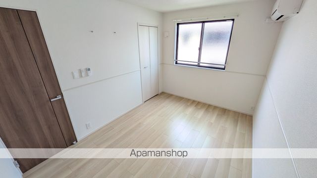 シャルフ飛江田 Iの内装写真