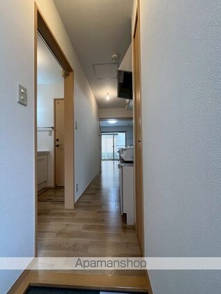 エステート泉塚[1K/26.5m2]の玄関