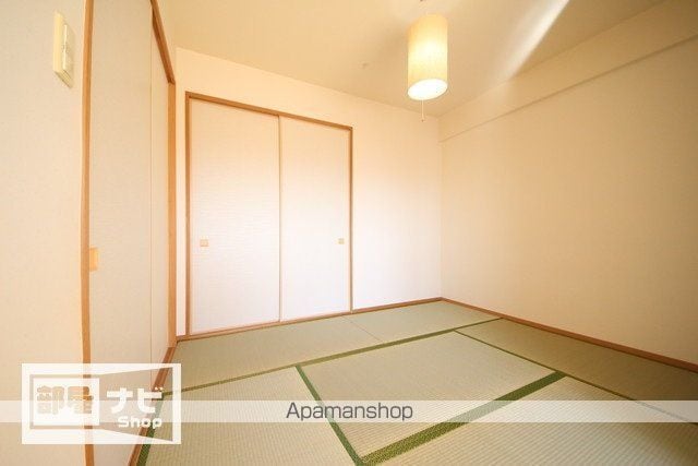アルファステイツ松末の内装写真