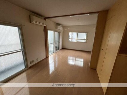 東京都新宿区富久町[1DK/33.9m2]のリビング・居間