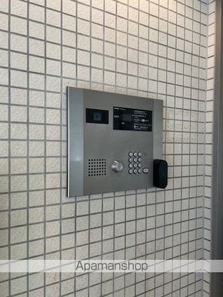 東京都新宿区中落合１丁目[1R/24.09m2]のエントランス