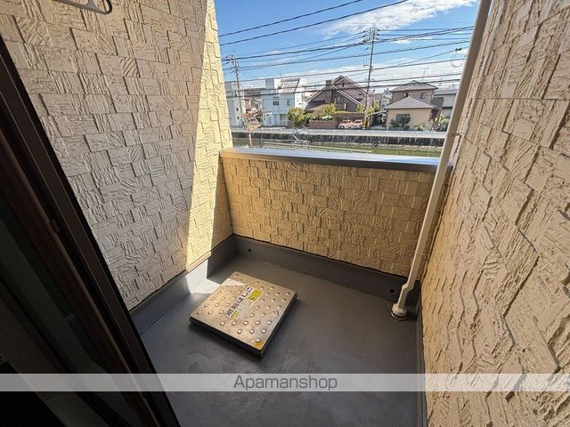広島電鉄宮島線 楽々園駅 徒歩12分 3階建 築13年の内装写真