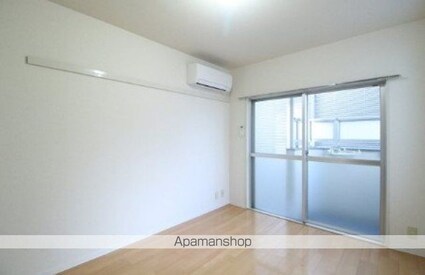 サンパレス中野[1R/17.92m2]のリビング・居間