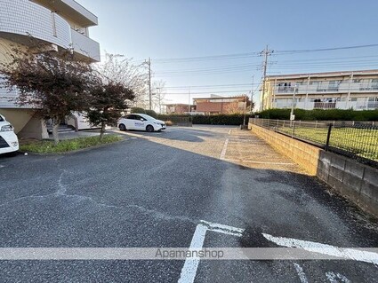 パークヒルマンション[3DK/55.68m2]の駐車場1