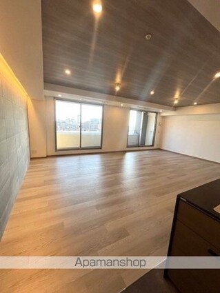 レジディア西麻布[4LDK/166.06m2]のリビング・居間