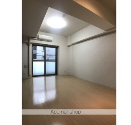 フォーチュンドゥミール[1K/28.57m2]のリビング・居間