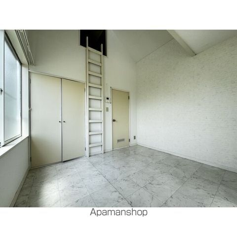フォレストヒルズ台原の内装写真