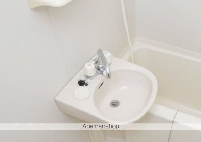 レオパレスグローリーAの内装写真