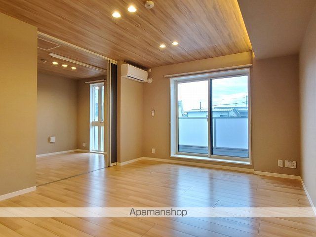 エクラージュ山手町の内装写真