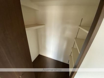 Ｑｕａｌｉｔａ松山[1LDK/41.92m2]の収納