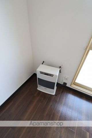 まるいマンションの内装写真