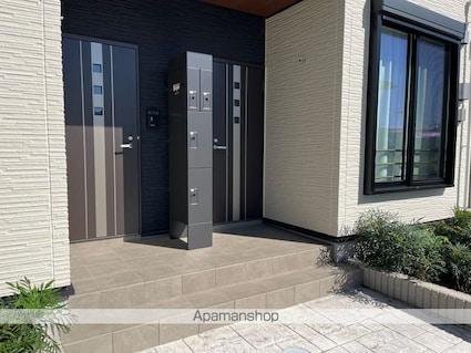 クレメント近江八幡　Ｂ[1LDK/50.01m2]のロビー