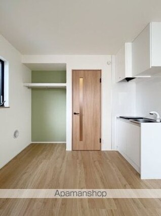 ベレガンス新鎌ヶ谷Ⅱ[1R/21.94m2]のリビング・居間