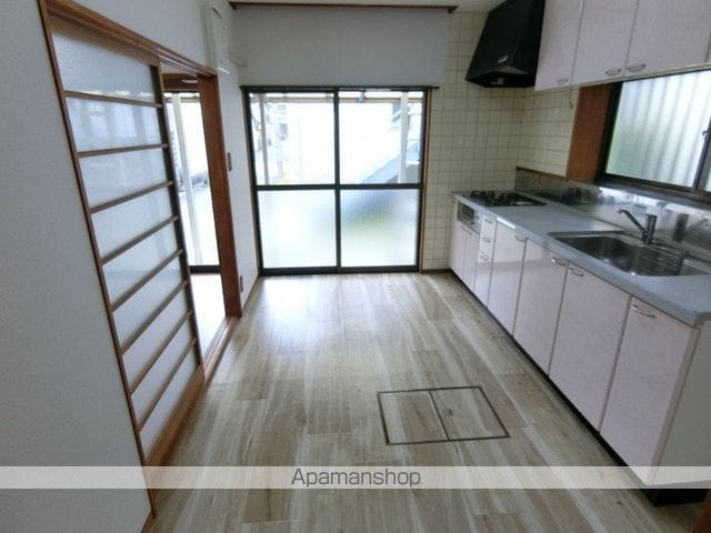御殿場線 長泉なめり駅 徒歩18分 2階建 築46年の内装写真
