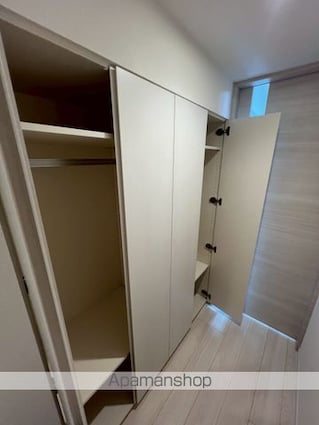 東京都新宿区北新宿４丁目[2K/25.36m2]の収納