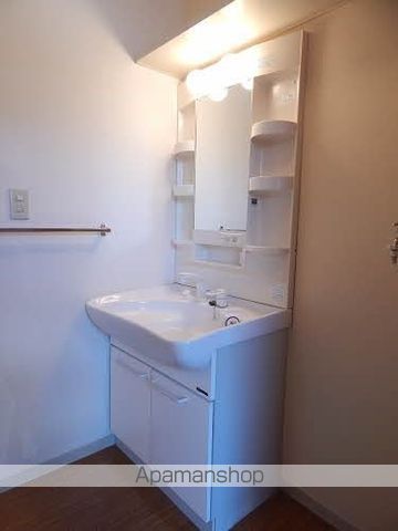 コンフォート山川 C棟の内装写真