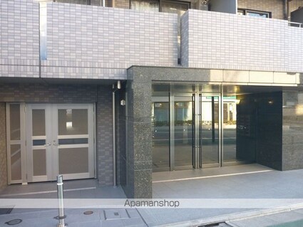 ルーブル東武練馬[1K/20.7m2]のエントランス2