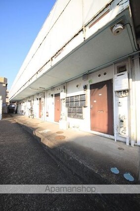 アズーレ八王子[1R/17.3m2]のエントランス