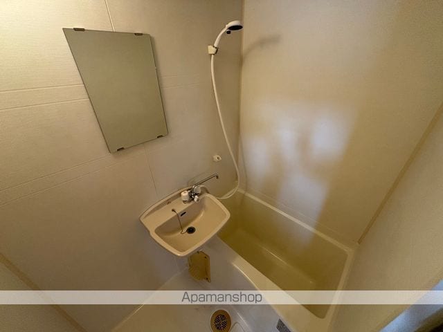アイランドコロニーの内装写真