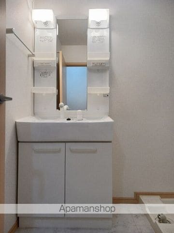 セレブリティ Cの内装写真