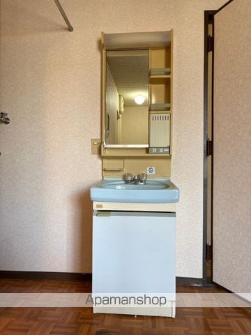 ファミュ名島の内装写真