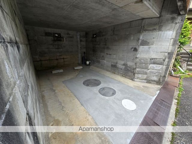 泉町大富東美濃貸家の外観写真
