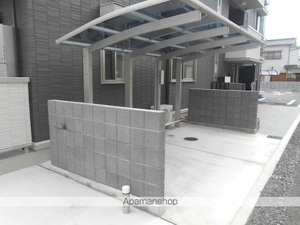 リヴェール中村[1LDK/43.6m2]のエントランス3