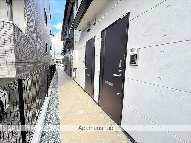 エルタスコート中江の玄関写真
