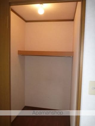 プラザ　Ｔ　Ｂ棟[2LDK/57.96m2]の収納