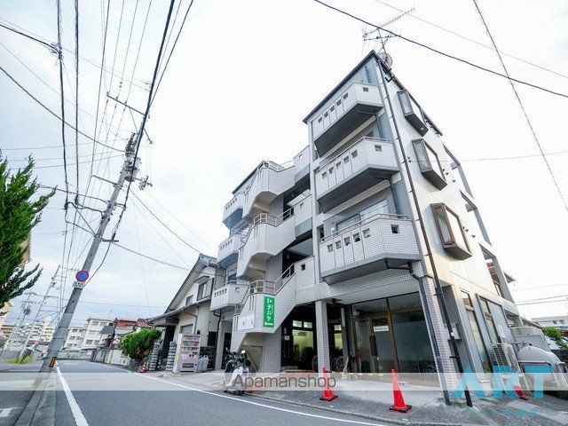 パラドール束本の外観写真