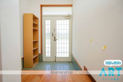 北条久保戸建て[4LDK/89.42m2]の玄関